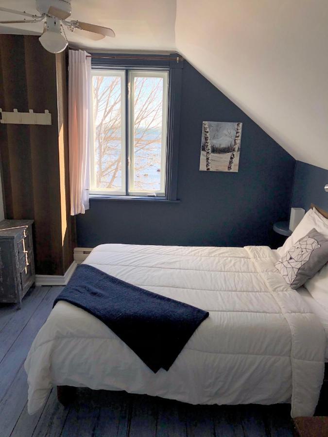 Les Pinsons Des Rives Bed & Breakfast La Malbaie Dış mekan fotoğraf
