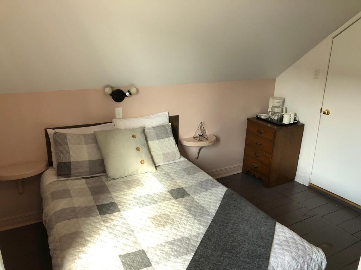 Les Pinsons Des Rives Bed & Breakfast La Malbaie Dış mekan fotoğraf