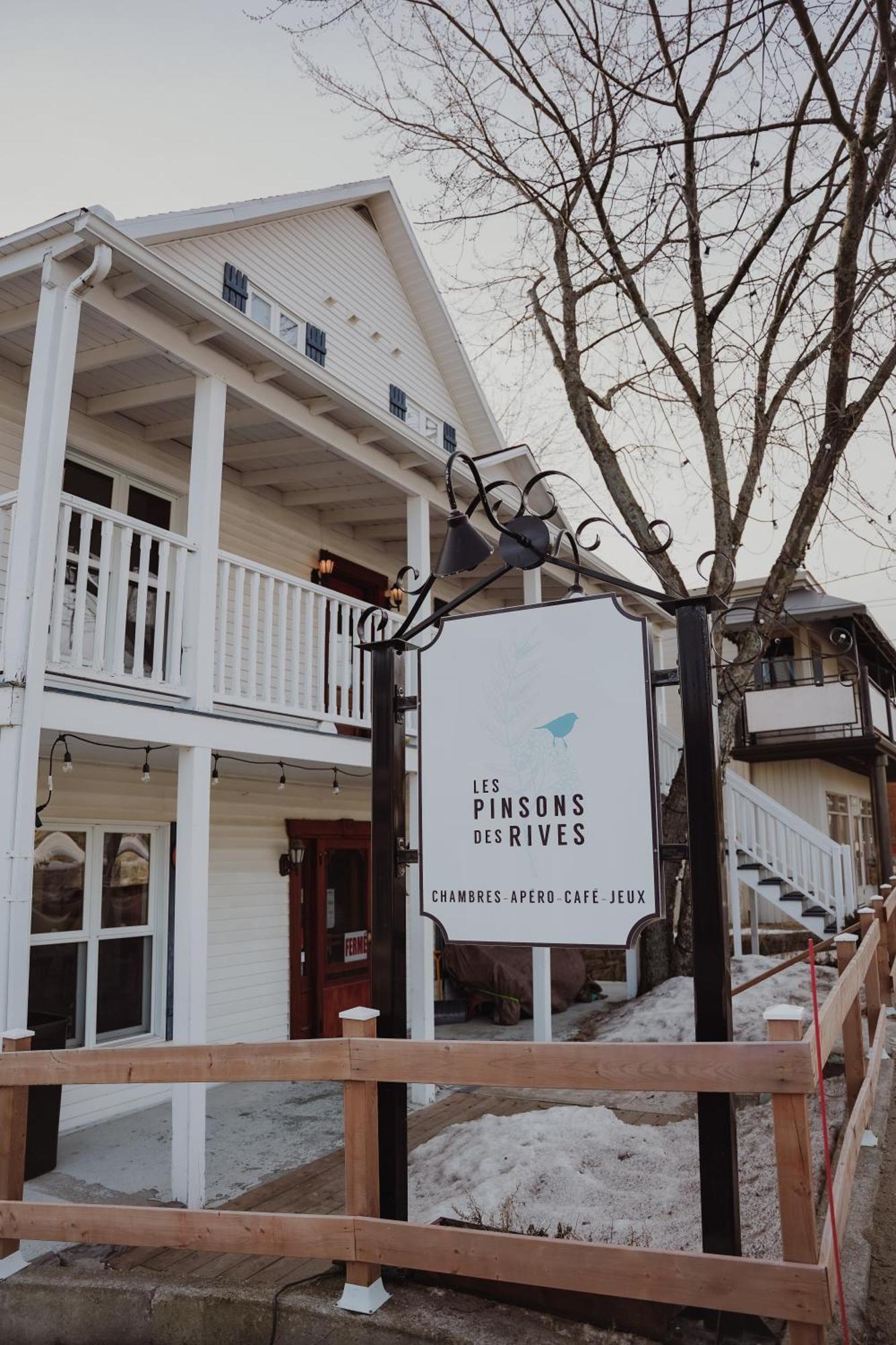 Les Pinsons Des Rives Bed & Breakfast La Malbaie Dış mekan fotoğraf