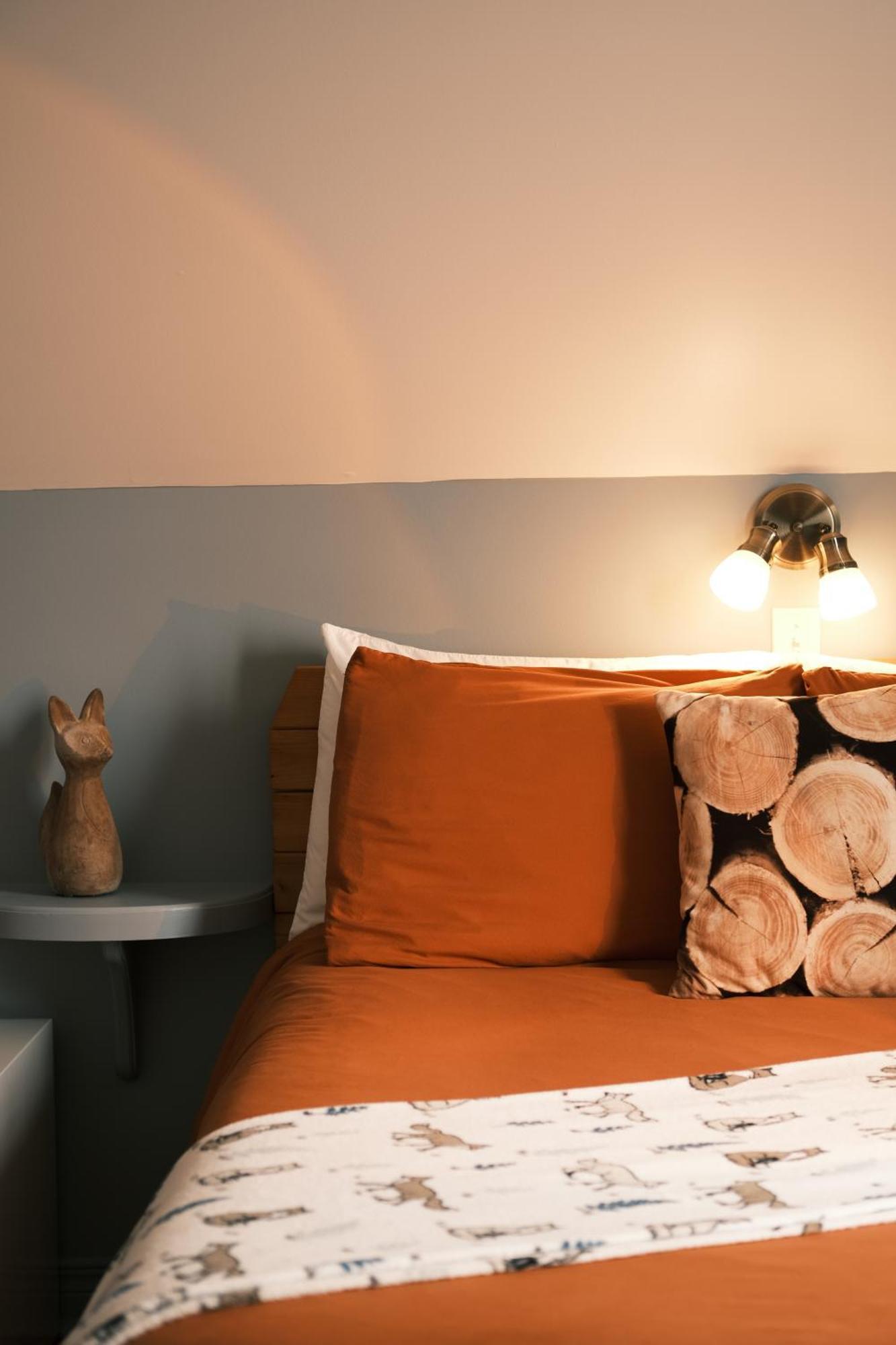 Les Pinsons Des Rives Bed & Breakfast La Malbaie Oda fotoğraf